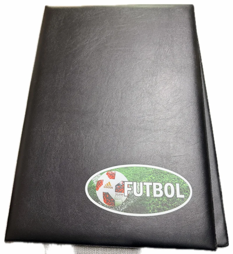 PIZARRA TÁCTICA FUTBOL TIPO CARPETA MAGNÉTICA C/ IMANES TAMAÑO A4 SIMIL CUERO
