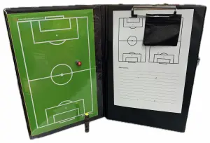 PIZARRA TÁCTICA FUTBOL TIPO CARPETA MAGNÉTICA C/ IMANES TAMAÑO A4 SIMIL CUERO